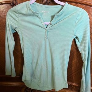Kids Medium Long Sleeved Green Shirt